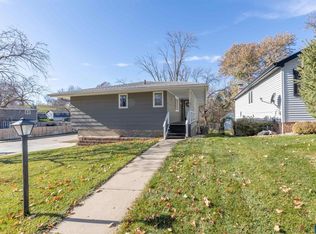 3121 S Nicollet St, Sioux City, IA 51106