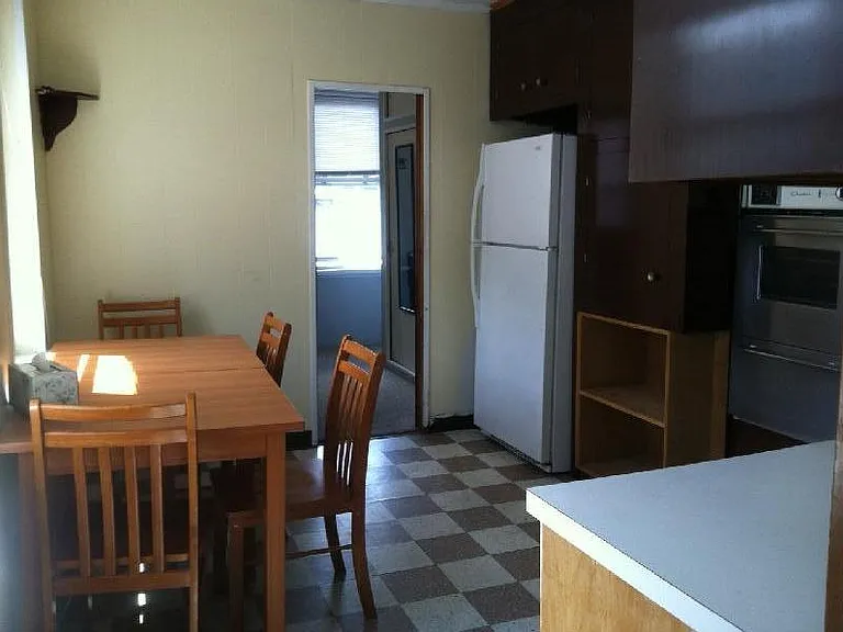92 Endicott St #4 — Photo 4