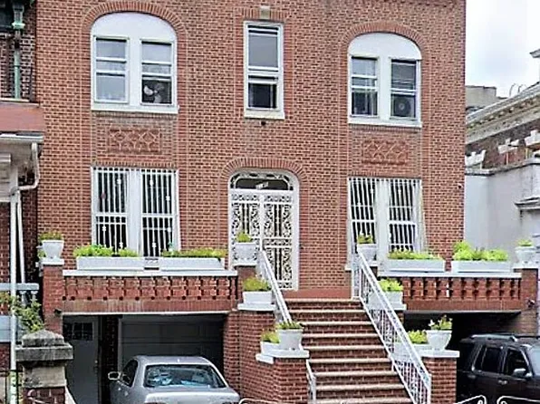 1145 Eastern Pkwy #M, Brooklyn, NY 11213