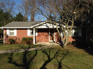 118 Shippen Dr, Coraopolis, PA 15108