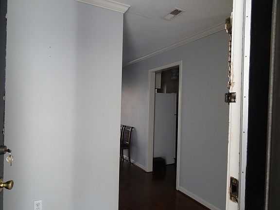 3rd image of 925 Cleveland St Unit 270