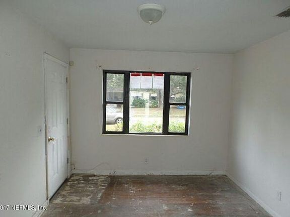 4th image of 5612 Mahalia Dr