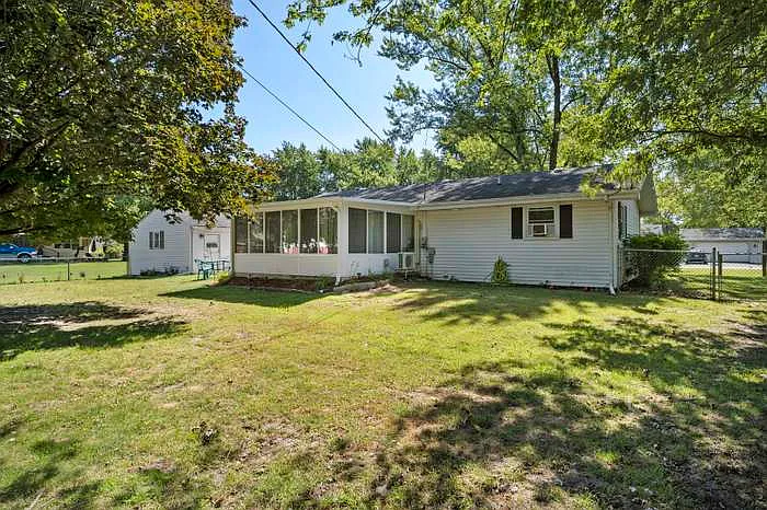 360 David Ct — Photo 15
