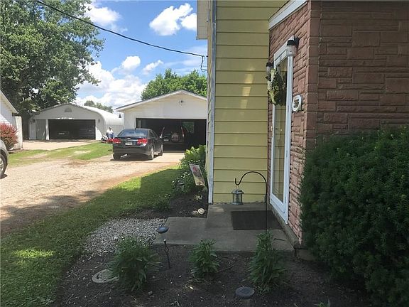 4th image of 355 East St