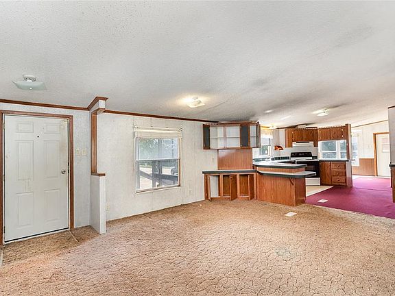 5th image of 9655 Forest Hills Dr