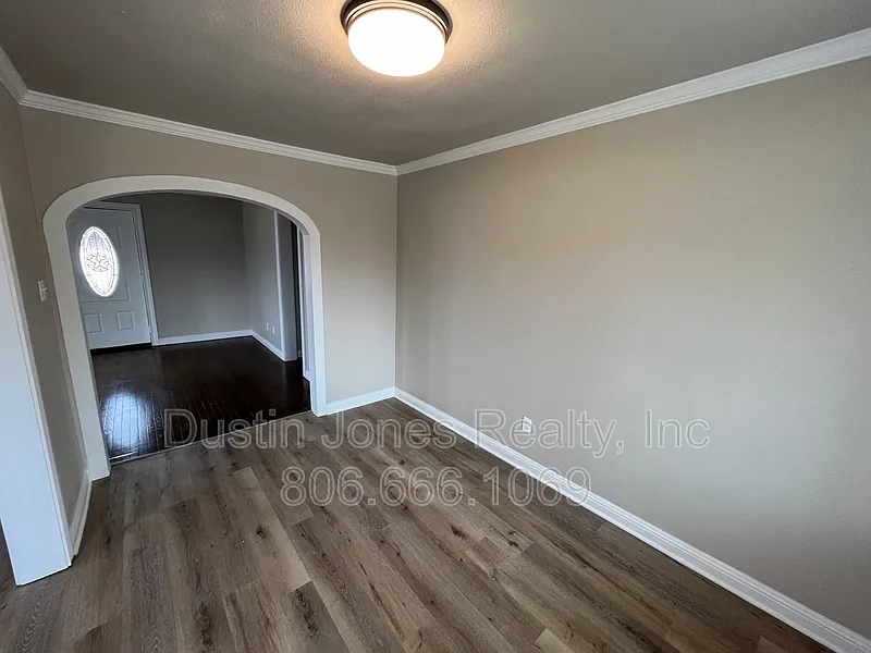 2 bed, 1.0 bath, 1032 sqft, $995 — Photo 4