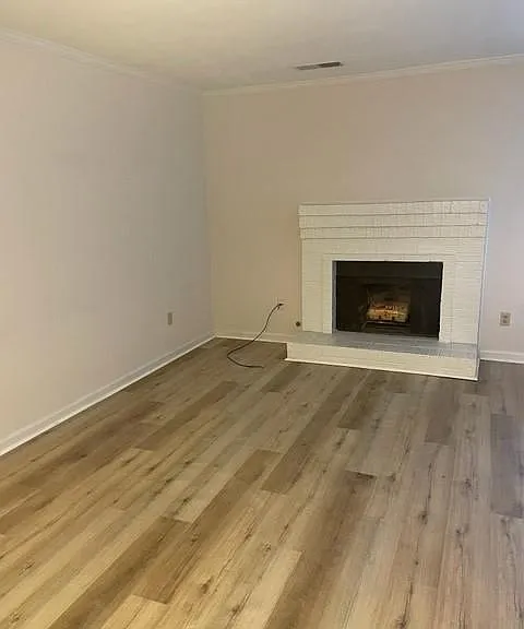 1029 Windy Oaks Ct SE — Photo 8