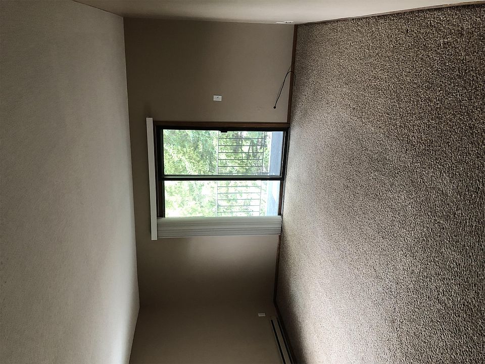 1st image of 2610 Country Club Pkwy APT 12