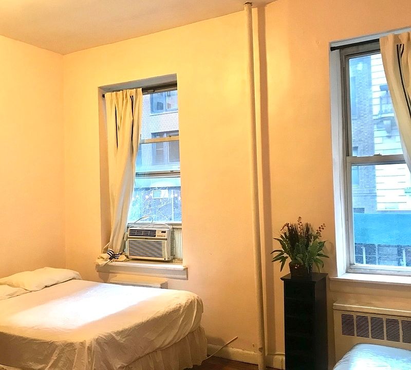 1st image of 31 E 30th St #22A