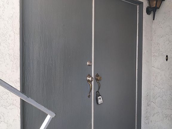 4th image of 16970 Marygold Ave APT 5