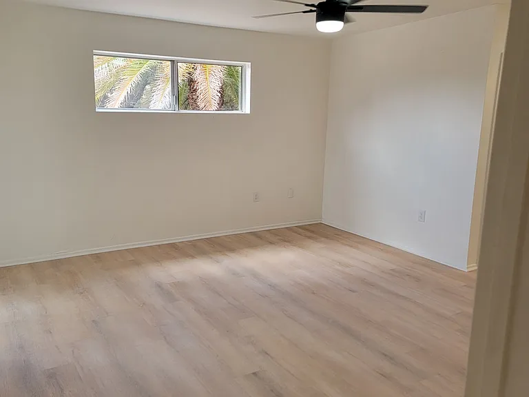 1625 W Calle Hacienda — Photo 9