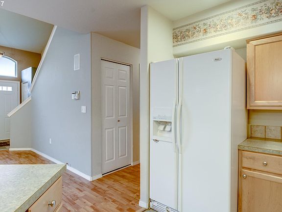 5th image of 17200 SE 26th Dr Unit 9