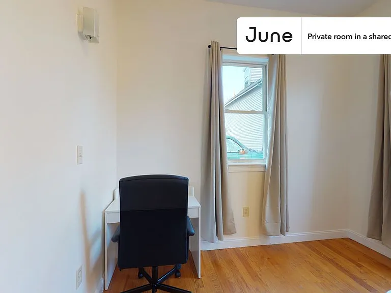50 Dudley St #B — Photo 5