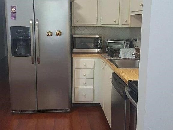 Stainless steal appliances!