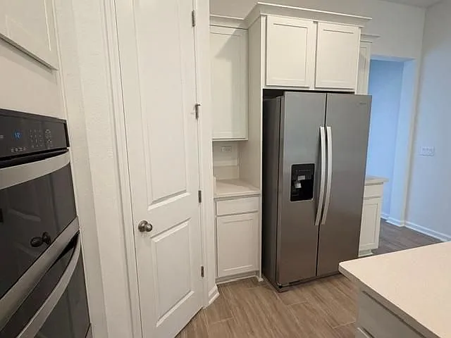 3 bed, 2.5 bath, 1549 sqft, $2,200 — Photo 4