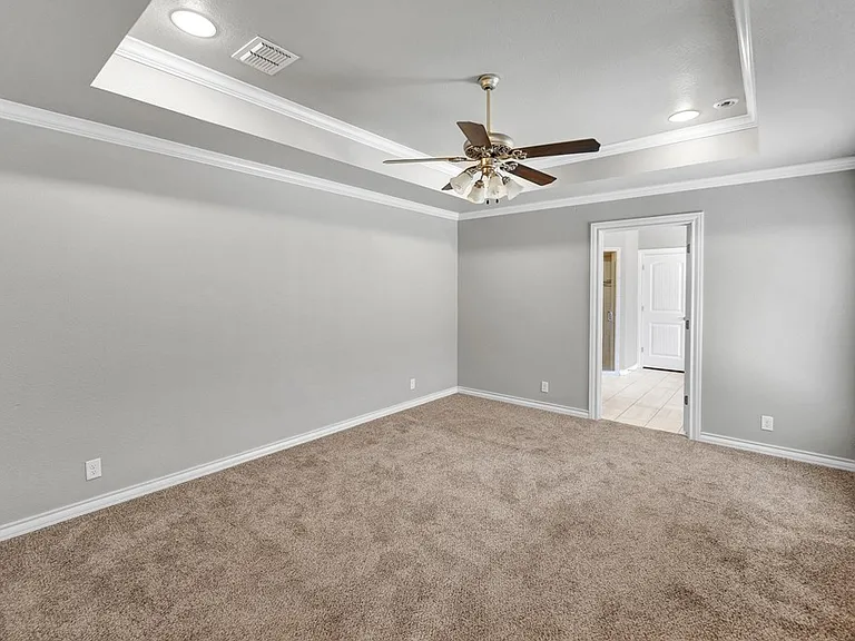5907 Frio Dr — Photo 12