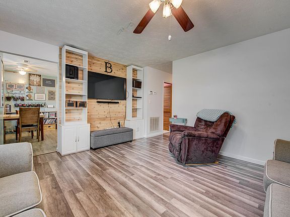 4th image of 816 Valerie Ln