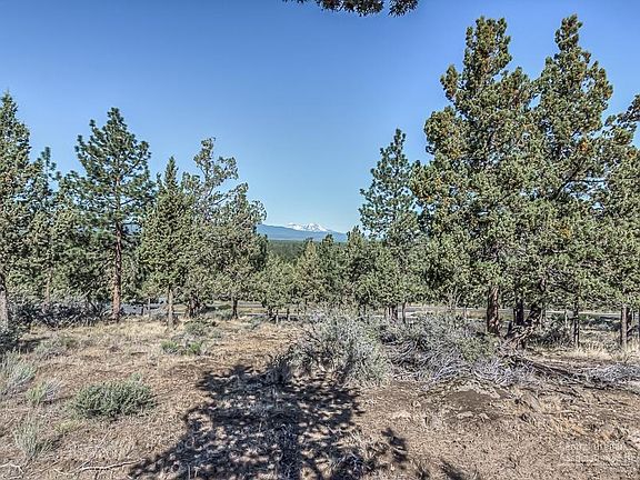 5th image of 3235 NW Horizon Dr