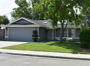 4621 W Howard Ave, Visalia, CA 93277