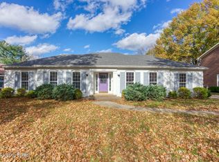 10109 Timberwood Cir, Louisville, KY