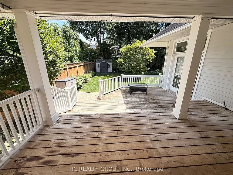 398 Maple Ave — Photo 32