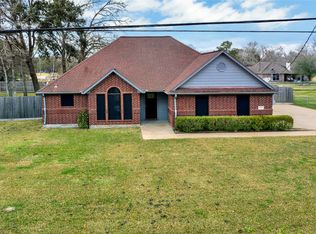 4520 Peck St, Santa Fe, TX 77517