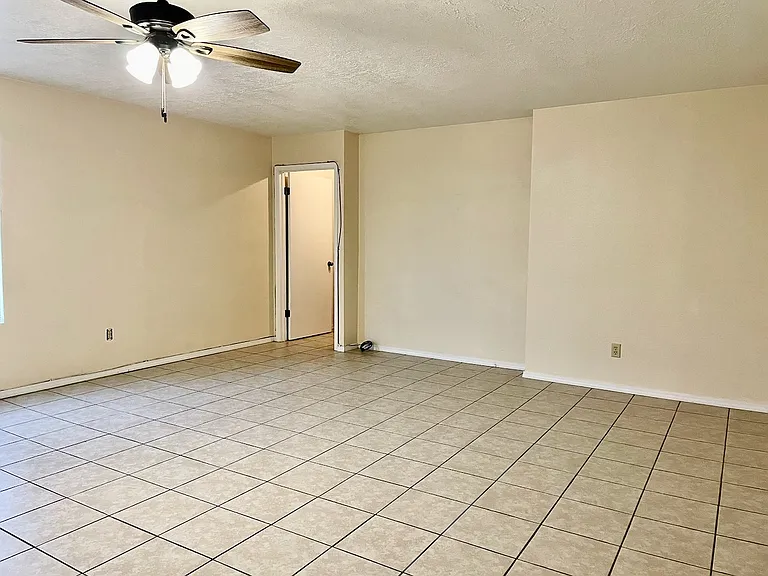 472 Copper Dr NE — Photo 22