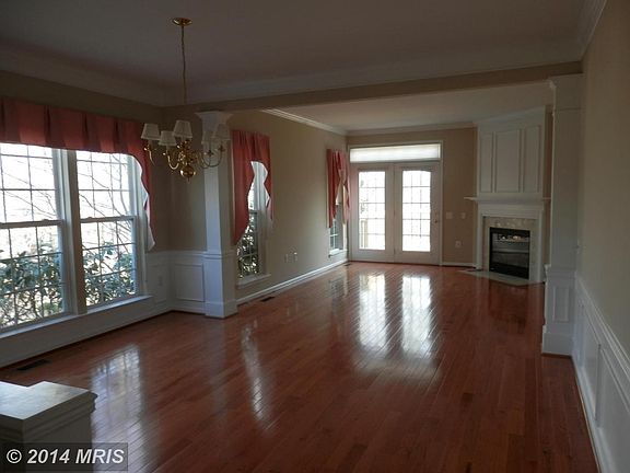 4th image of 12241 Seaford Ct