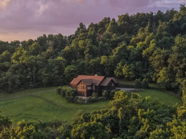 391 Blue Stocking Hollow Rd, Shelbyville, TN 37160