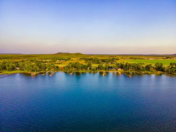 1017 Airport Rd, Graford, TX 76449