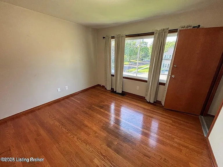 141 E Harrison Ave #4 — Photo 4