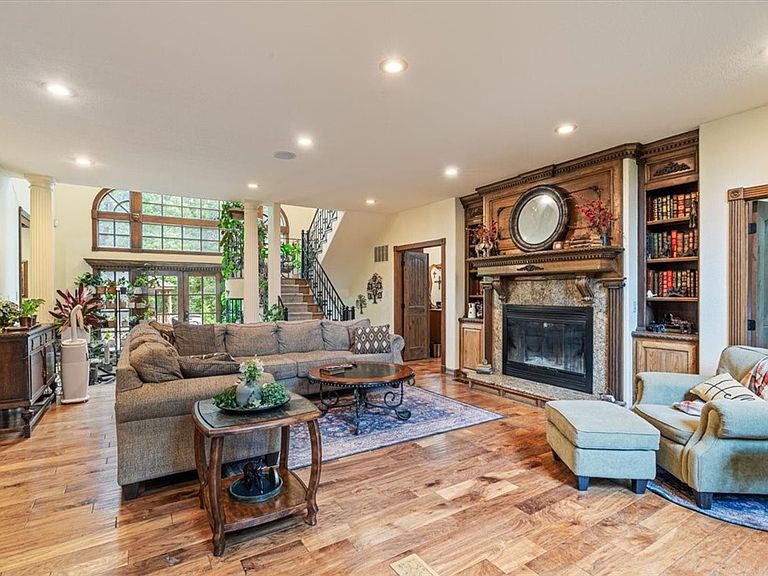 Listing photo 4