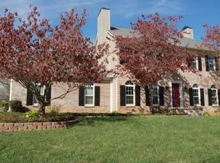 1230 Halifax Rd, Knoxville, TN 37922