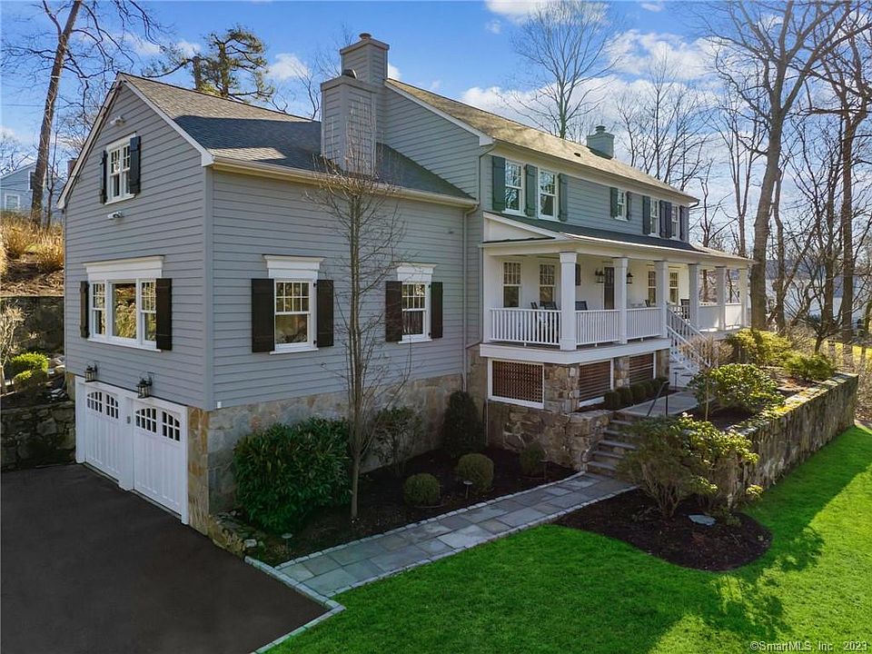 1st image of 4 Green Beach Dr