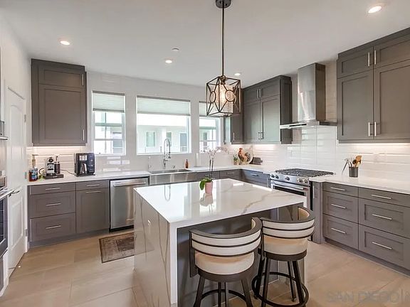 4th image of 2874 Avella Cir