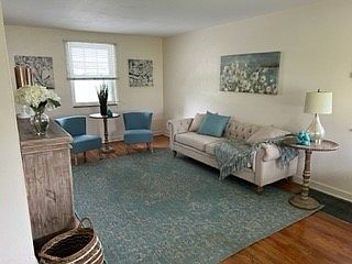 4th image of 731 Nordica Dr