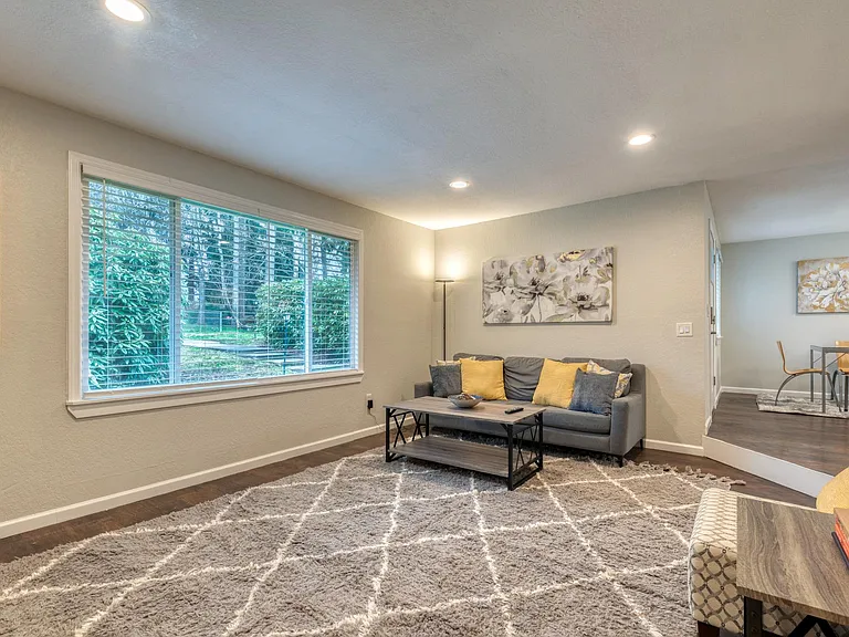 14213 Admiralty Way #A — Photo 5