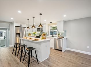 34 Rockridge Rd, Framingham, MA 01702