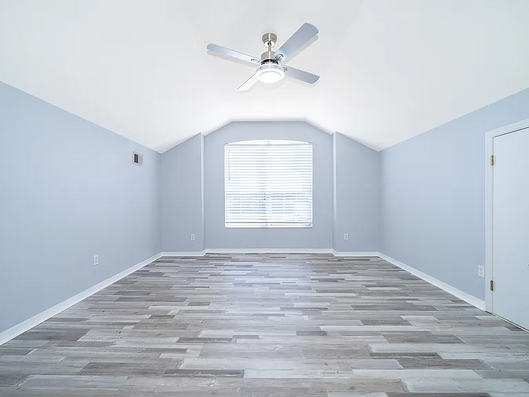 8119 Lake Crowell Cir — Photo 20
