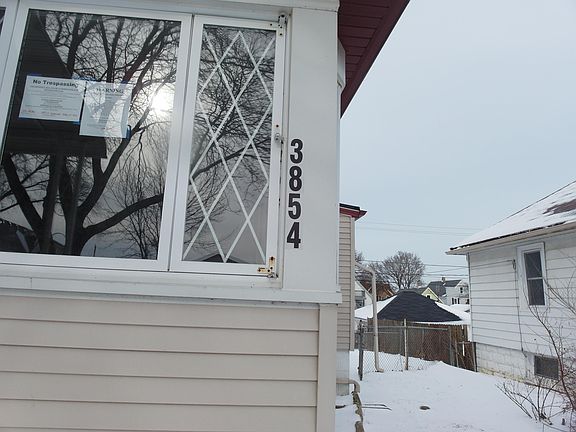 2nd image of 3854 E Underwood Ave