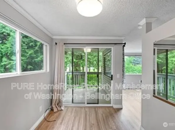 2 Marigold Dr, Bellingham, WA