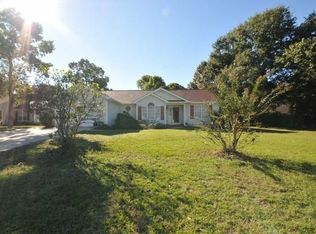 860 Castlewood Dr, Conway, SC 29526