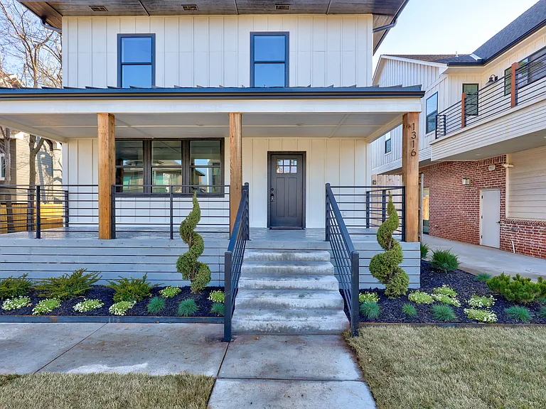 1316 NW 16th St — Photo 5