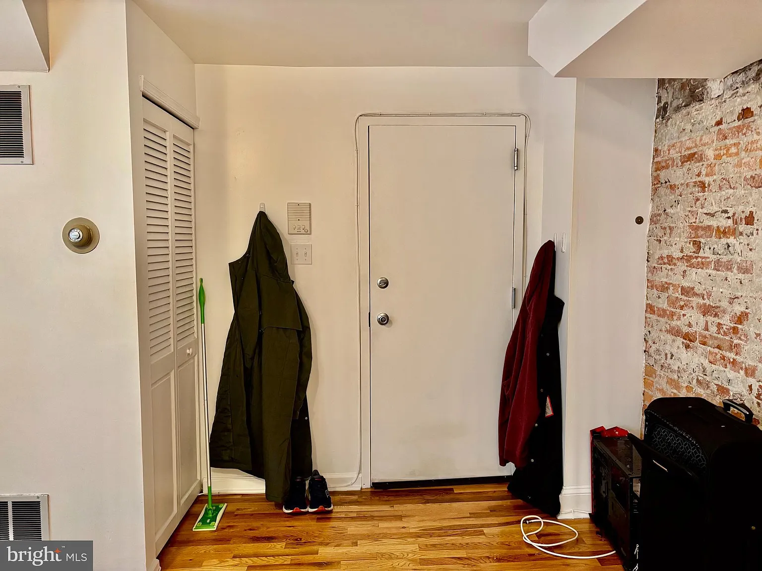 1 bed, 2868 sqft, $1,450 — Photo 2