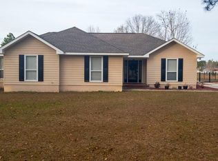 2654 Ashlee Ln, Blackshear, GA 31516