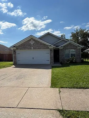 156 Stephen Dr Photo 1