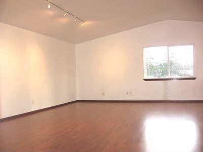 Huge Great/Family Room upstair 