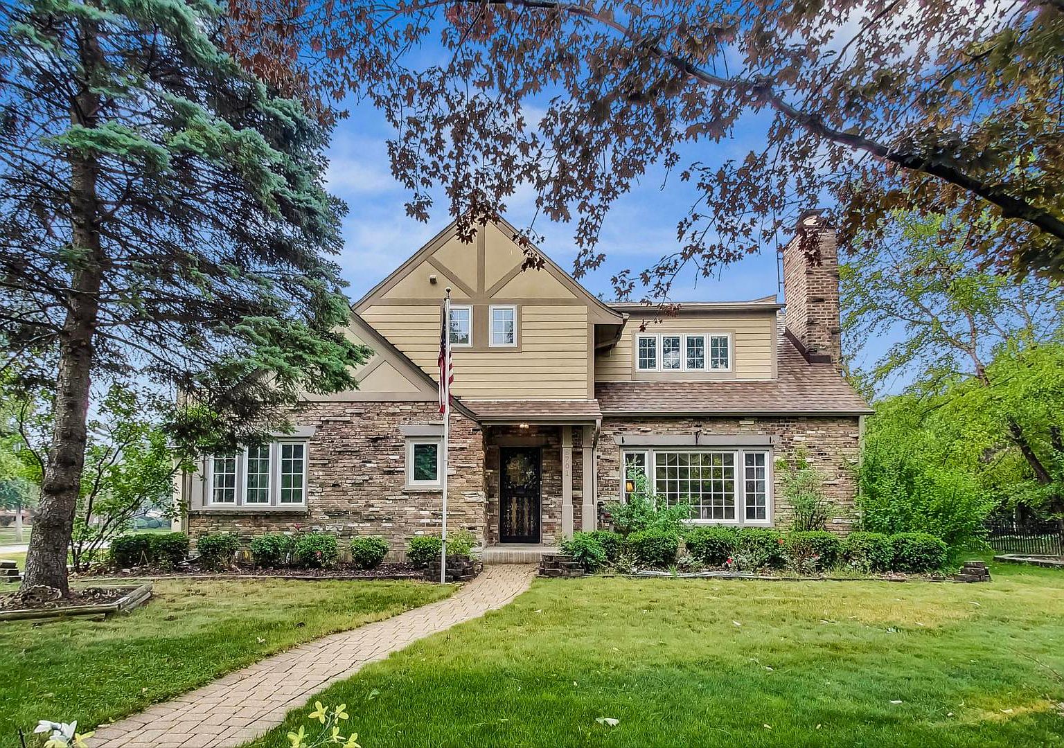 8701 Rockefeller Ave, Brookfield, IL 60513 Zillow