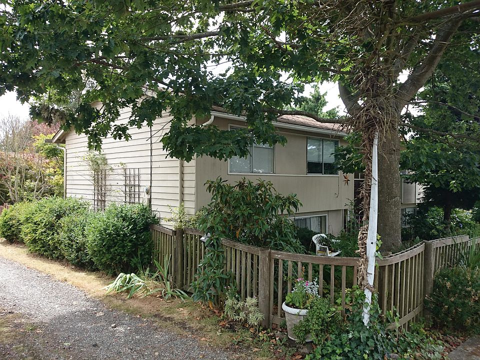 2nd image of 4535 SW Trenton St