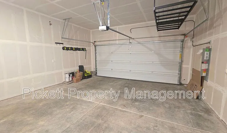 1032 Baker Heights Loop — Photo 36